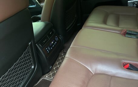 Toyota Land Cruiser 200, 2019 год, 7 250 000 рублей, 13 фотография