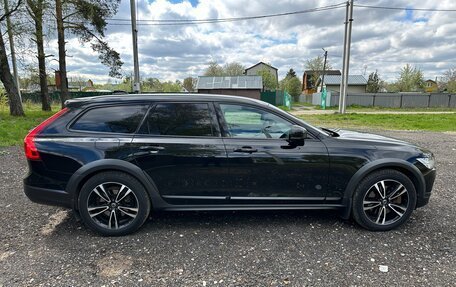 Volvo V90 Cross Country I рестайлинг, 2018 год, 3 001 000 рублей, 4 фотография