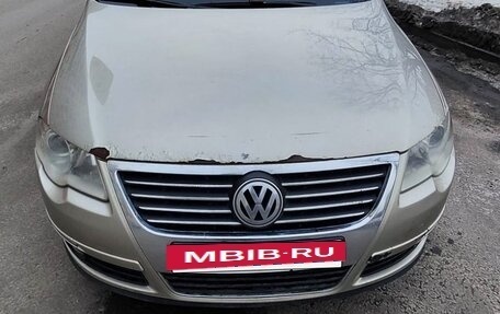 Volkswagen Passat B6, 2007 год, 550 000 рублей, 3 фотография