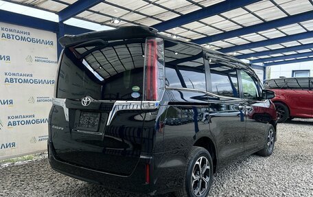 Toyota Esquire I, 2018 год, 2 499 000 рублей, 5 фотография