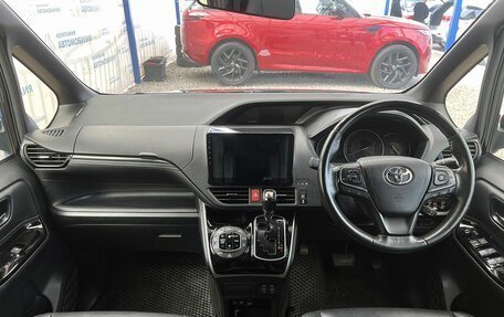Toyota Esquire I, 2018 год, 2 499 000 рублей, 11 фотография