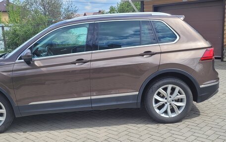Volkswagen Tiguan II, 2017 год, 2 800 000 рублей, 14 фотография