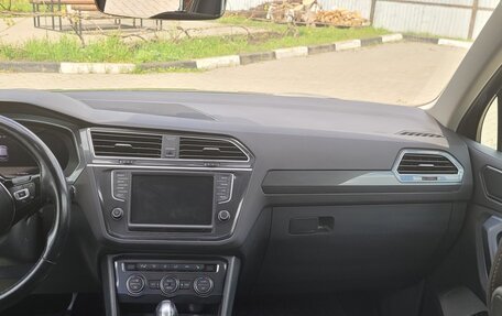 Volkswagen Tiguan II, 2017 год, 2 800 000 рублей, 13 фотография