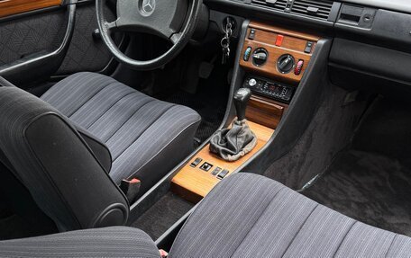 Mercedes-Benz W124, 1985 год, 175 000 рублей, 9 фотография