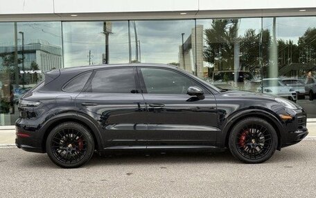 Porsche Cayenne III, 2022 год, 12 835 000 рублей, 5 фотография