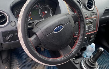 Ford Fiesta, 2006 год, 300 000 рублей, 7 фотография