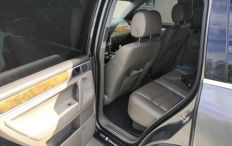 Volkswagen Touareg III, 2008 год, 1 300 000 рублей, 17 фотография