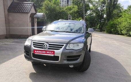 Volkswagen Touareg III, 2008 год, 1 300 000 рублей, 21 фотография