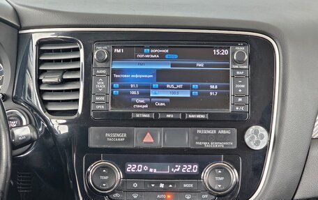 Mitsubishi Outlander III рестайлинг 3, 2013 год, 1 420 000 рублей, 8 фотография