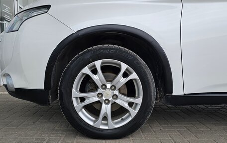 Mitsubishi Outlander III рестайлинг 3, 2013 год, 1 420 000 рублей, 11 фотография
