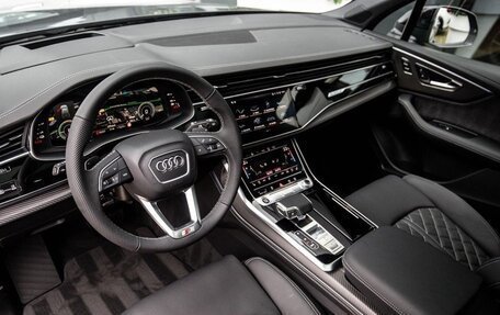 Audi Q7, 2025 год, 11 000 000 рублей, 7 фотография