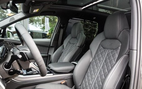Audi Q7, 2025 год, 11 000 000 рублей, 9 фотография