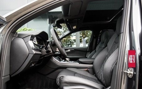 Audi Q7, 2025 год, 11 000 000 рублей, 8 фотография