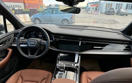 Audi Q7, 2025 год, 11 000 000 рублей, 9 фотография