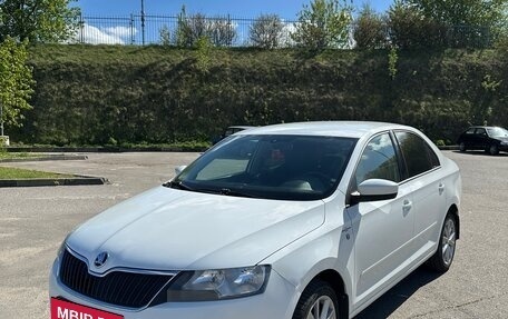 Skoda Rapid I, 2015 год, 980 000 рублей, 2 фотография