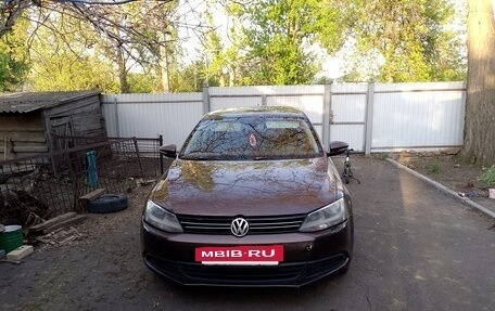 Volkswagen Jetta VI, 2012 год, 913 000 рублей, 5 фотография