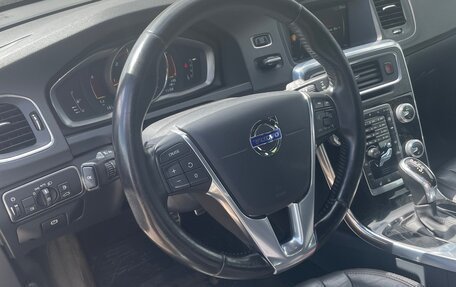 Volvo V60 Cross Country II, 2015 год, 2 450 000 рублей, 19 фотография