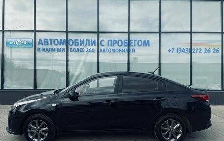 KIA Rio IV, 2021 год, 1 750 000 рублей, 2 фотография
