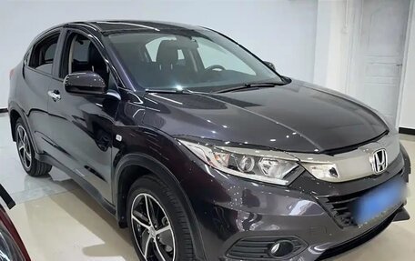 Honda Vezel, 2020 год, 1 520 000 рублей, 3 фотография