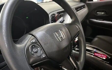 Honda Vezel, 2020 год, 1 520 000 рублей, 12 фотография