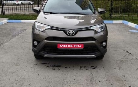 Toyota RAV4, 2018 год, 2 200 000 рублей, 1 фотография