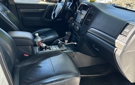 Mitsubishi Pajero IV, 2012 год, 1 750 000 рублей, 12 фотография