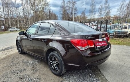 Chevrolet Cruze II, 2013 год, 850 000 рублей, 6 фотография