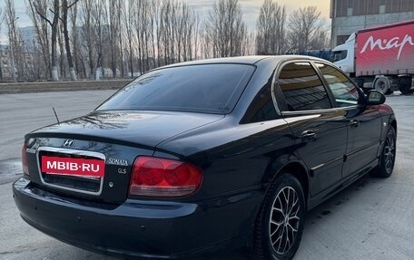 Hyundai Sonata IV рестайлинг, 2005 год, 600 000 рублей, 2 фотография