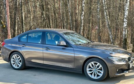 BMW 3 серия, 2013 год, 1 445 000 рублей, 11 фотография