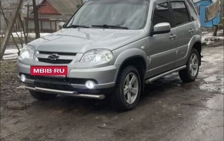 Chevrolet Niva I рестайлинг, 2014 год, 770 000 рублей, 4 фотография