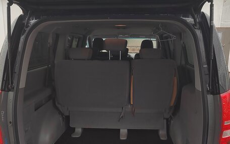 Hyundai H-1 II рестайлинг, 2015 год, 2 700 000 рублей, 7 фотография
