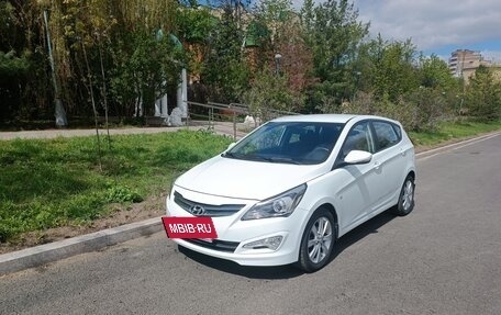 Hyundai Solaris II рестайлинг, 2014 год, 1 360 000 рублей, 3 фотография