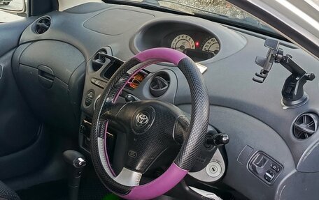 Toyota Vitz, 2002 год, 320 000 рублей, 4 фотография