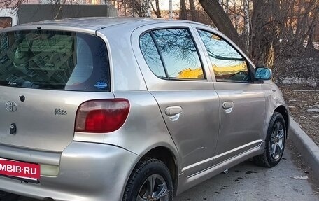 Toyota Vitz, 2002 год, 320 000 рублей, 2 фотография