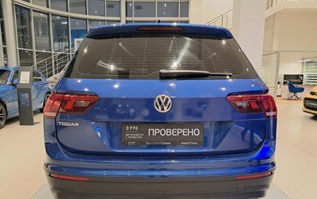 Volkswagen Tiguan II, 2019 год, 1 799 000 рублей, 7 фотография