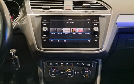 Volkswagen Tiguan II, 2019 год, 1 799 000 рублей, 18 фотография