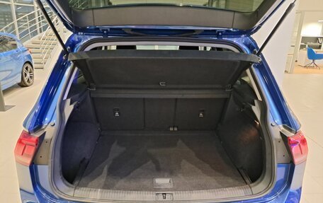 Volkswagen Tiguan II, 2019 год, 1 799 000 рублей, 12 фотография