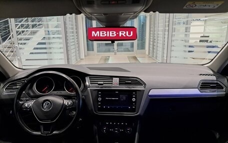 Volkswagen Tiguan II, 2019 год, 1 799 000 рублей, 17 фотография