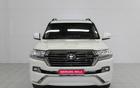 Toyota Land Cruiser 200, 2016 год, 4 100 000 рублей, 2 фотография