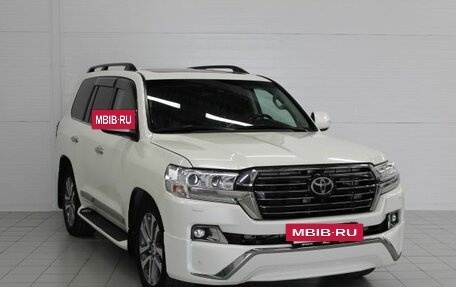 Toyota Land Cruiser 200, 2016 год, 4 100 000 рублей, 3 фотография