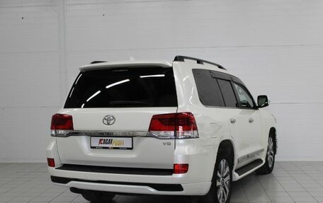Toyota Land Cruiser 200, 2016 год, 4 100 000 рублей, 6 фотография