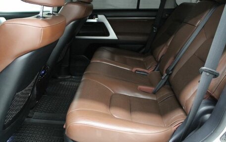 Toyota Land Cruiser 200, 2016 год, 4 100 000 рублей, 15 фотография