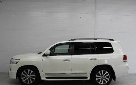 Toyota Land Cruiser 200, 2016 год, 4 100 000 рублей, 10 фотография