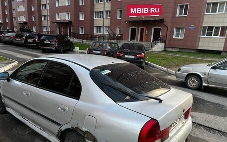 Mitsubishi Carisma I, 1997 год, 160 000 рублей, 3 фотография