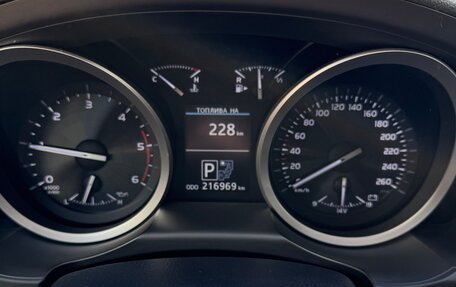 Toyota Land Cruiser 200, 2013 год, 4 000 000 рублей, 9 фотография