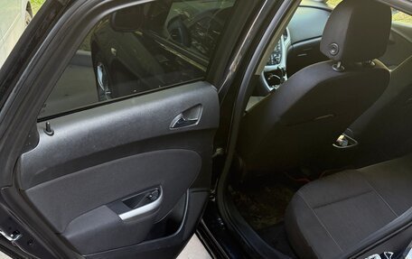 Opel Astra J, 2010 год, 400 000 рублей, 5 фотография