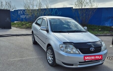 Toyota Corolla, 2004 год, 435 000 рублей, 3 фотография