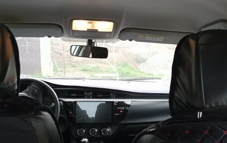 Toyota Corolla, 2013 год, 1 720 000 рублей, 5 фотография