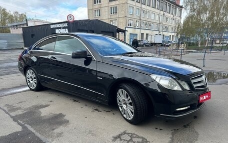 Mercedes-Benz E-Класс, 2012 год, 1 200 000 рублей, 1 фотография