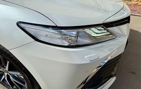 Toyota Camry, 2021 год, 3 700 000 рублей, 5 фотография
